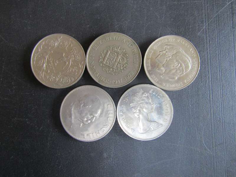 5 Crown size British coins  B