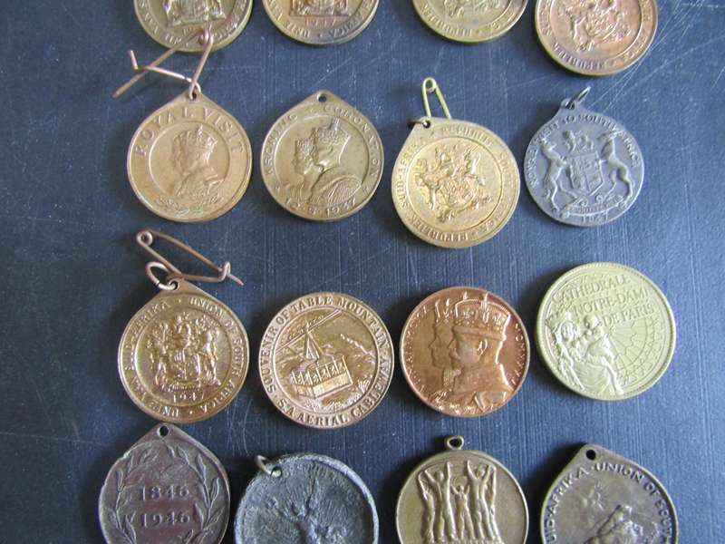 20 South African Meddalion (A)