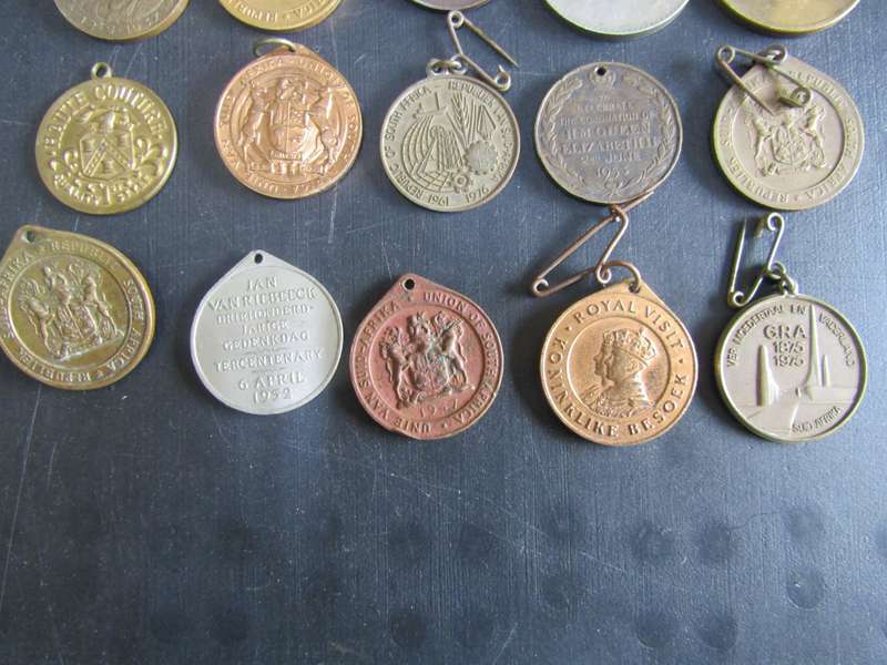20 South African Meddalion (B)