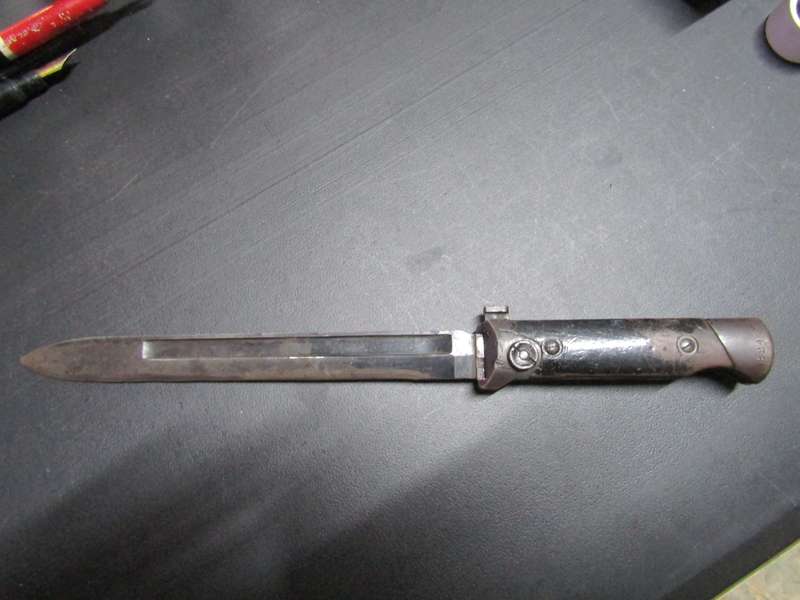 Rare WW2 Italian M38 Caracano Folding Bayonet.