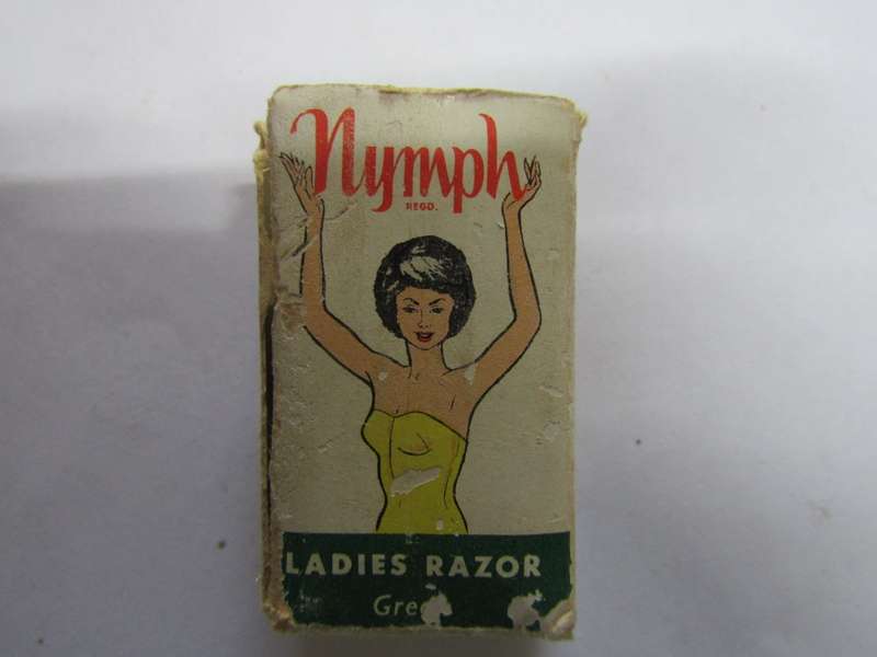 Nymph Ladies razor with 6 new Blades