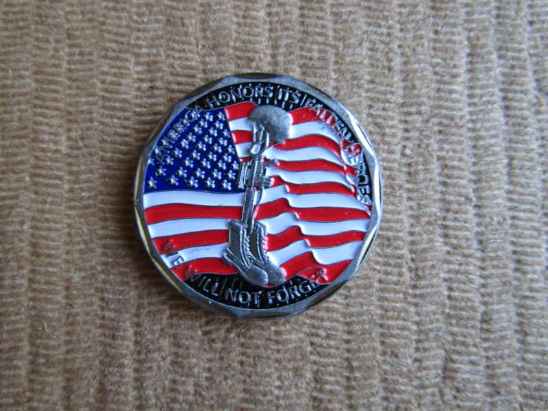 USA Fallen Hero's Challenge Coin (A27)