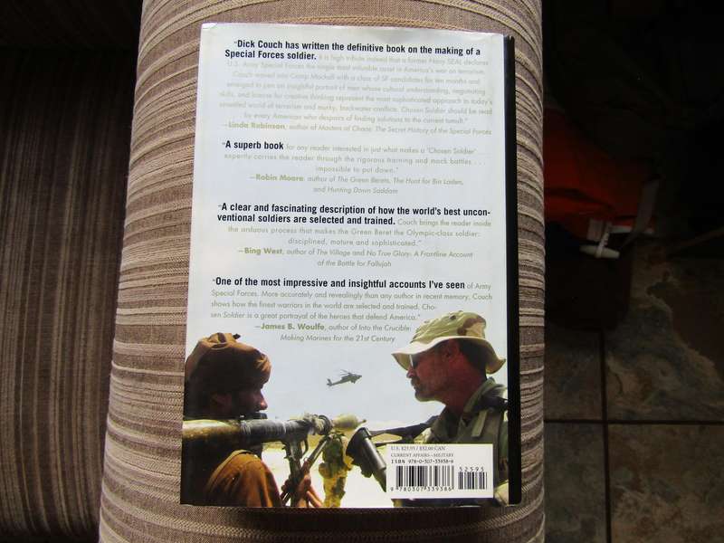 Chosen Soldier Making of a Special Forces Member By Dick Couch (Hardback with Dustcover)