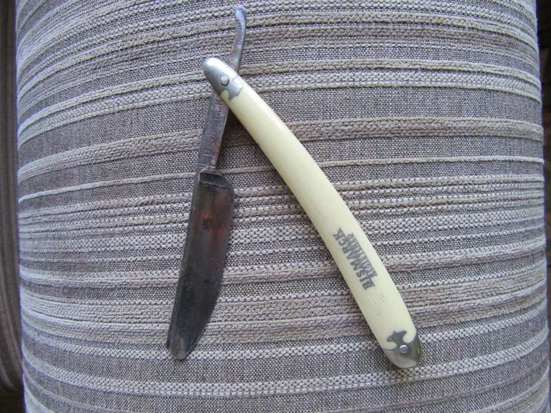Bismark Cut Throat Blade