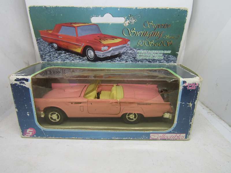 Official Licensed Product - Superior - Ford Thunderbird - 1955 - scale 1:43