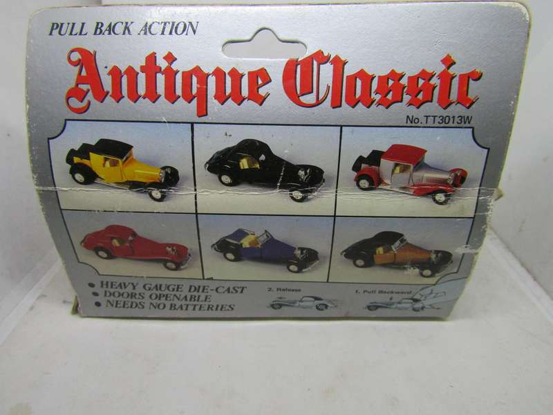 Antique Classics- Mercedes Benz 540 - scale 1:43