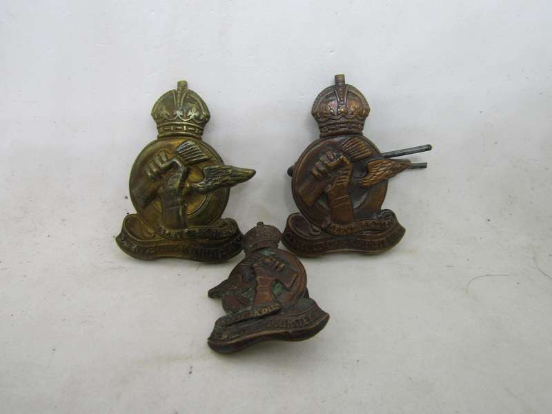Suid Afrika K Dienste Korps `Ek dien` -South Africa Q Services Corps Badge`I Serve Cap Badge