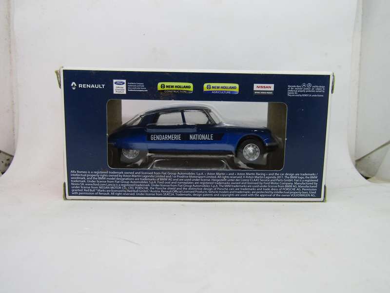 Norev - Multigam Classic - Scale 1:64 - Citroen DS