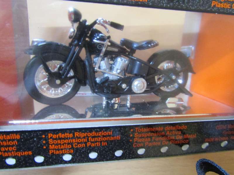 Maisto Die Cast Harley Davidson 1948 FL PANHEAD