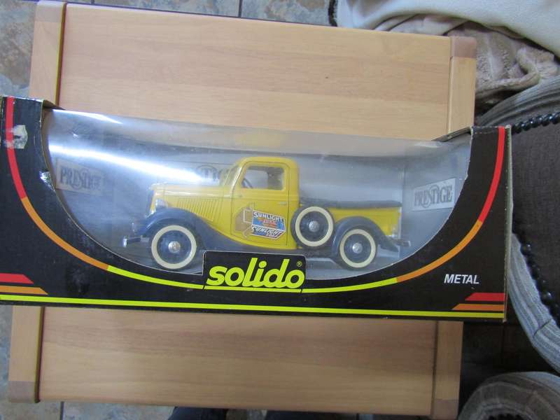 Solido Prestige - Ford Pick Up Truck - 1936 - Die cast - Scale 1:18