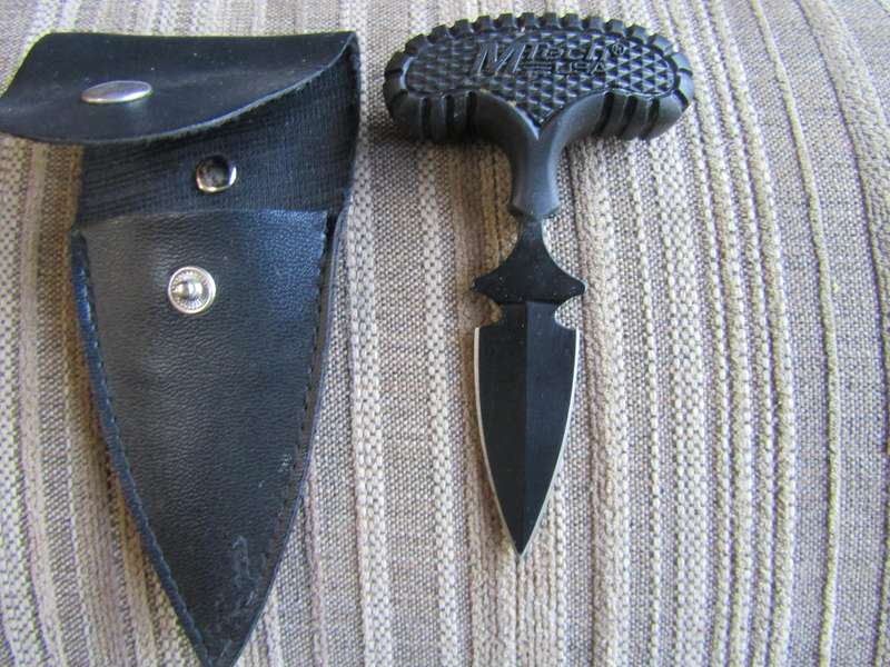 Mtec USA knuckle Knife.