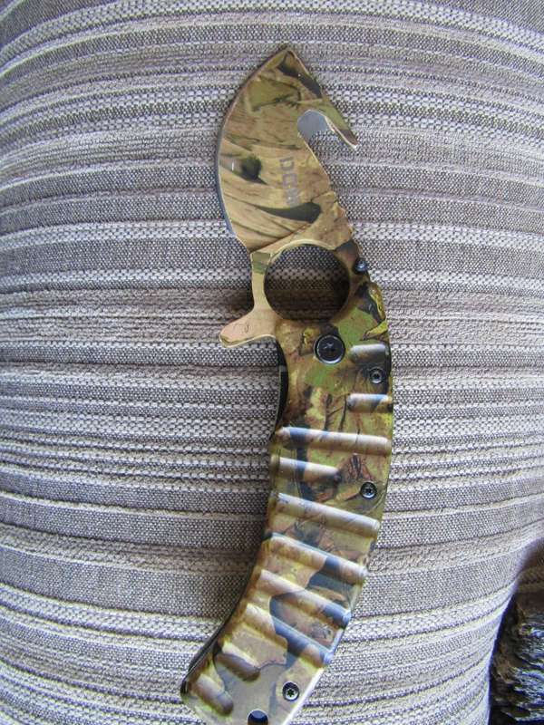 DOW Pocket Knive.  Blade 10 cm.