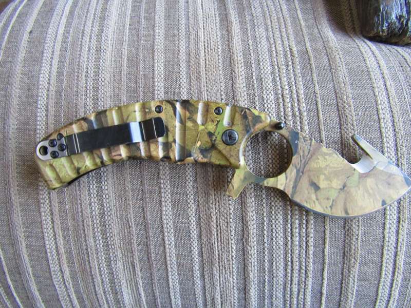 DOW Pocket Knive.  Blade 10 cm.