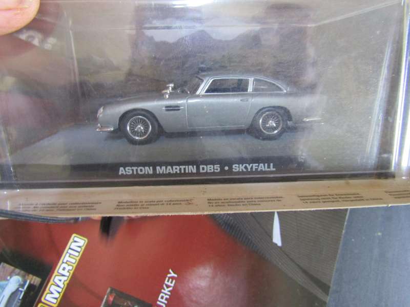 007 Aston Martin DB5 - Skyfall - scale 1/43. Sealed. With Book Nr 133