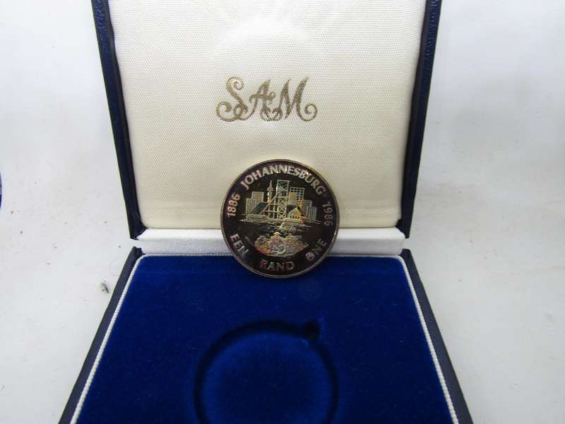 1986 South African  Silver R1 In SAM Box