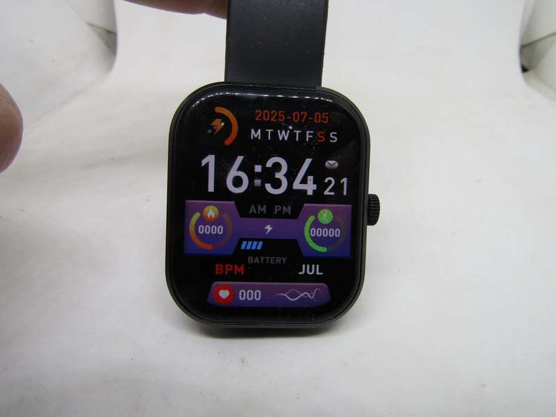 Black Color Smart Watch Heart and Oxygen meter