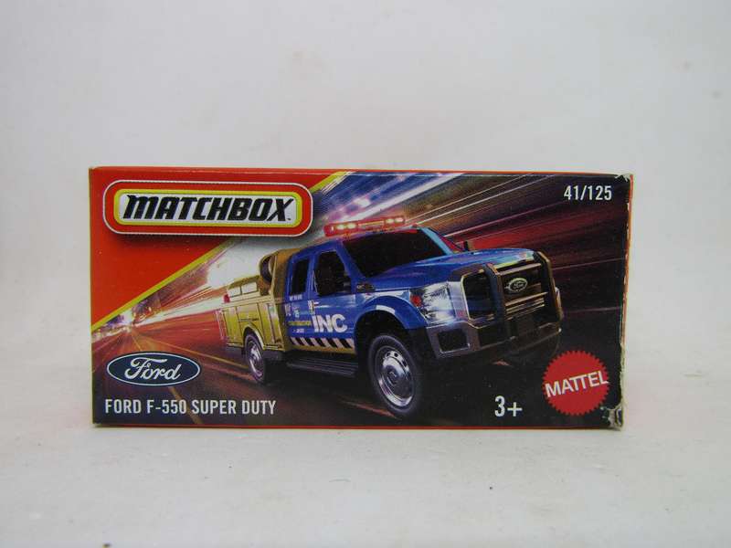 2024 Matchbox - Ford F550 Super Duty Sealed  Scale 1:64