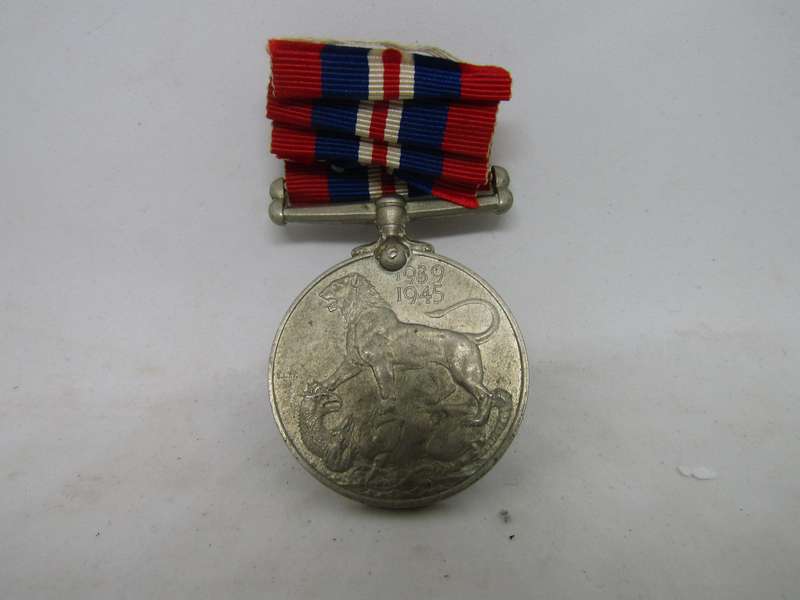 WW2 1939 to 1945 Medal to  NM Louw