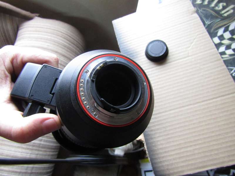 Almost brand new Pentax 150-450 mm F4.5-5.6 FA ED DC AW HD Camera Lens Money back guarentee