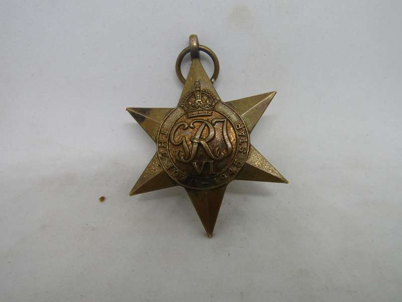 WW 2 1939 to 1945 Medal to (C) P De Beer