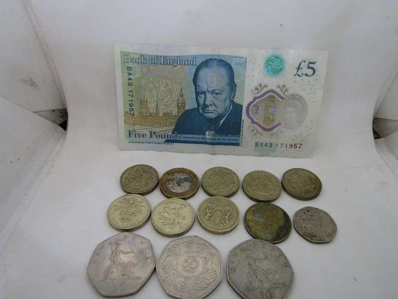 Various Date and Domination UK Pounds. More will be added over time if not sold immediately 39