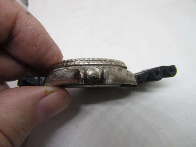 Roamer Divers Men's Watch 4cm diameter. 100% working with new battery