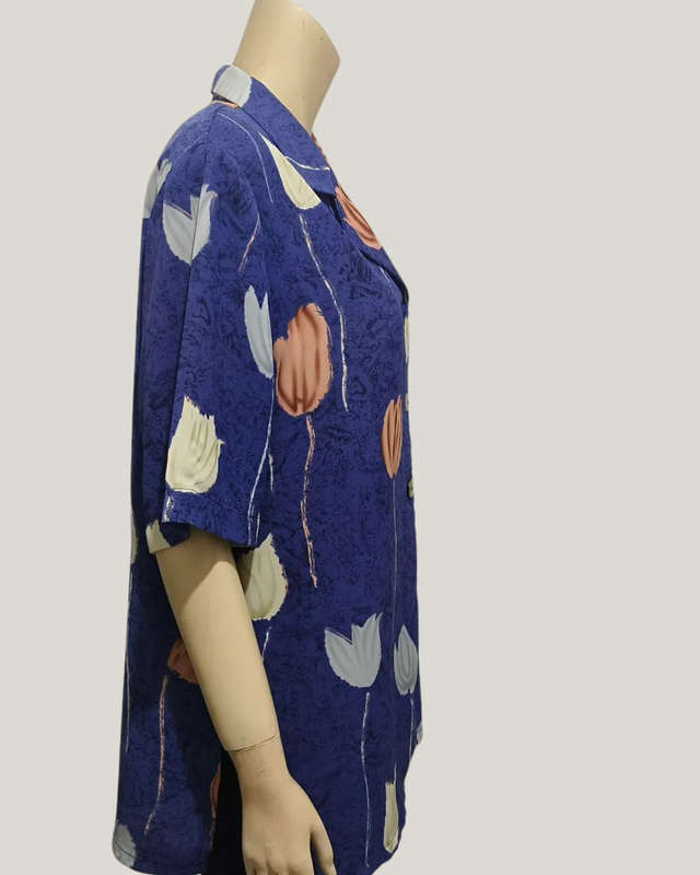 Blue Floral Top size 14/16
