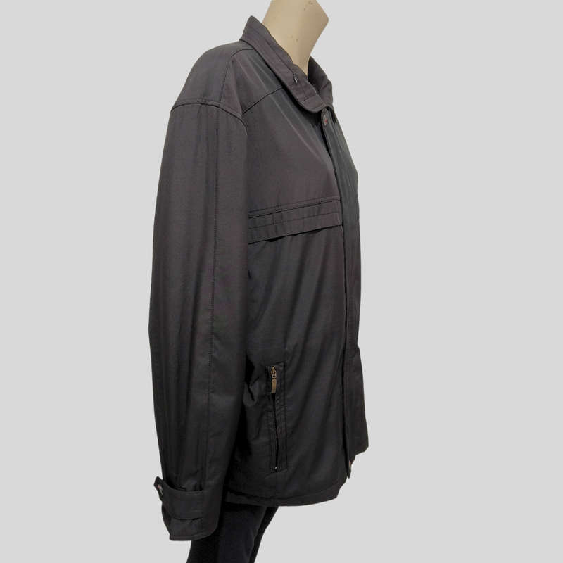 Black Light Jacket from TCM size 3XL