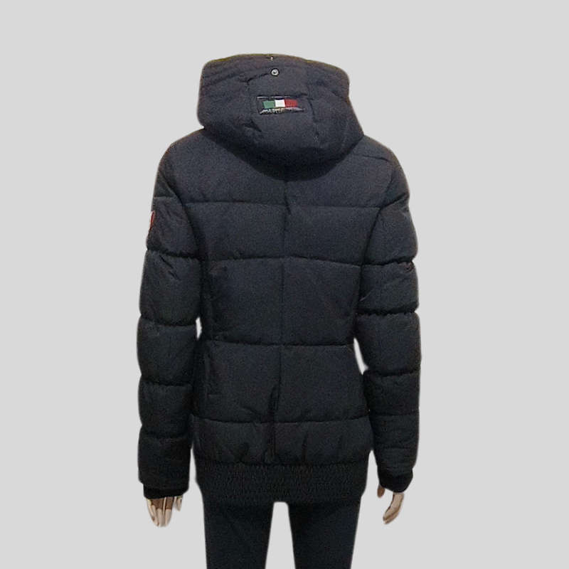 Black Thick Puffer/ Bomber Jacket size 6.