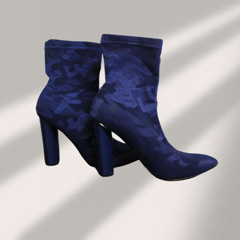 Blue ankle boots size 3