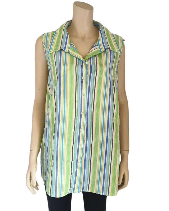 Green Sleeveless top size 46