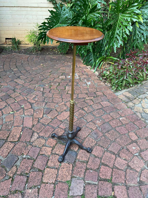 Antique Brass Telescopic Wine Table With Twisted Column And Lions Paw Feet