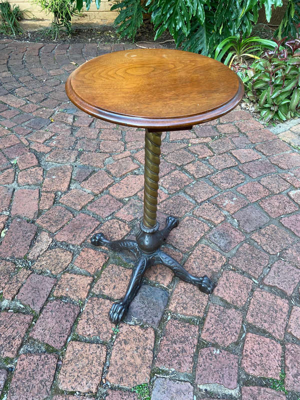 Antique Brass Telescopic Wine Table With Twisted Column And Lions Paw Feet