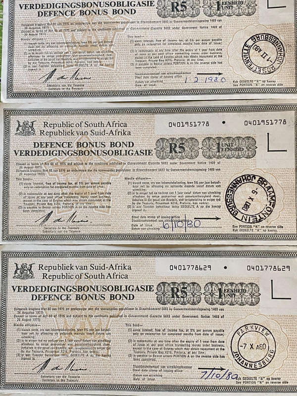 SA DEFENCE FORCE BONDS - R5 x 5 (lot)
