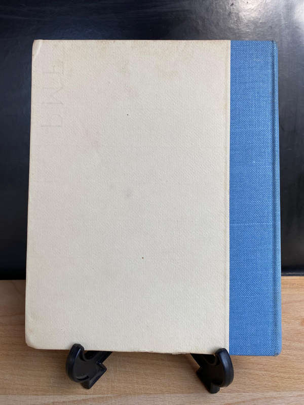 The House At Pooh Corner MILNE, A. A. 1928 - FIRST DELUXE EDITION - SIGNED BY AUTHOR AND ILLUSTRATOR