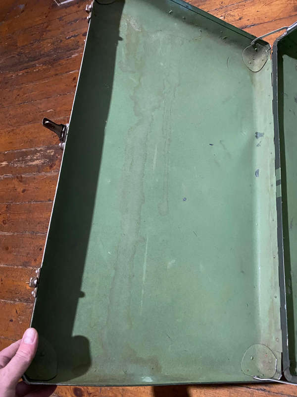 WW2 Military Demob Green Aluminium Suitcase - with key