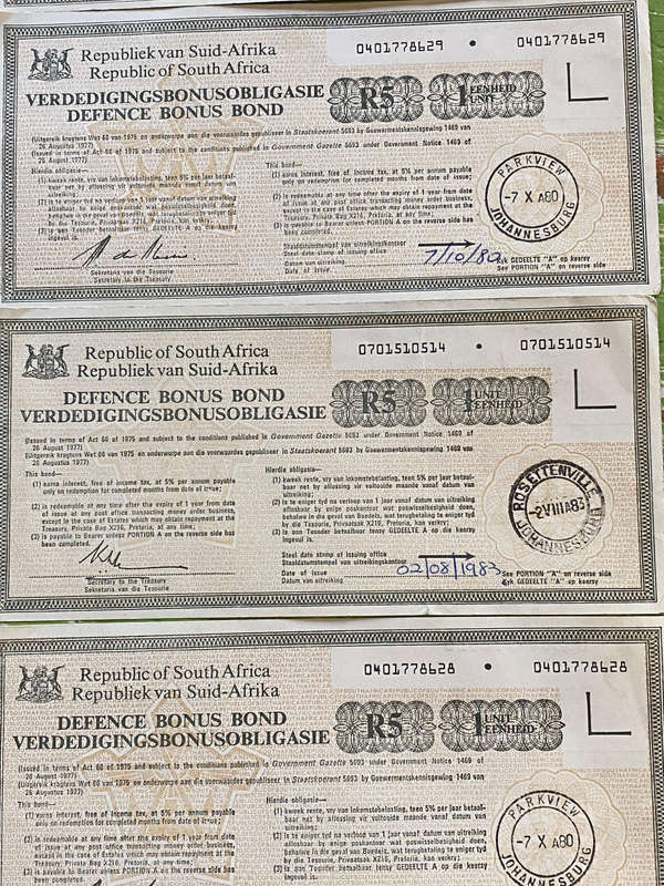 SA DEFENCE FORCE BONDS - R5 x 5 (lot)