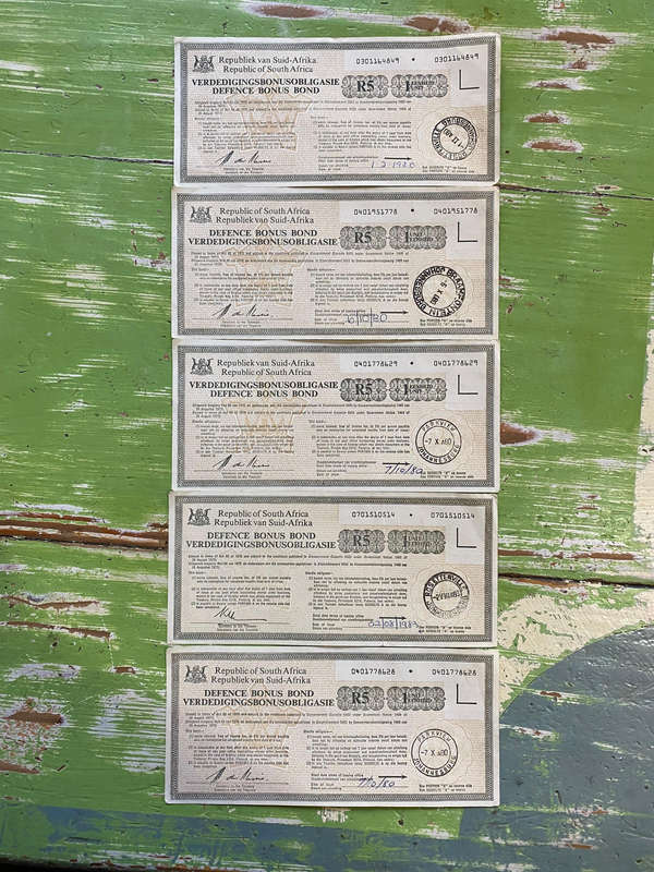 SA DEFENCE FORCE BONDS - R5 x 5 (lot)