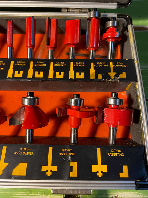 ROUTER BIT SET 24 piece