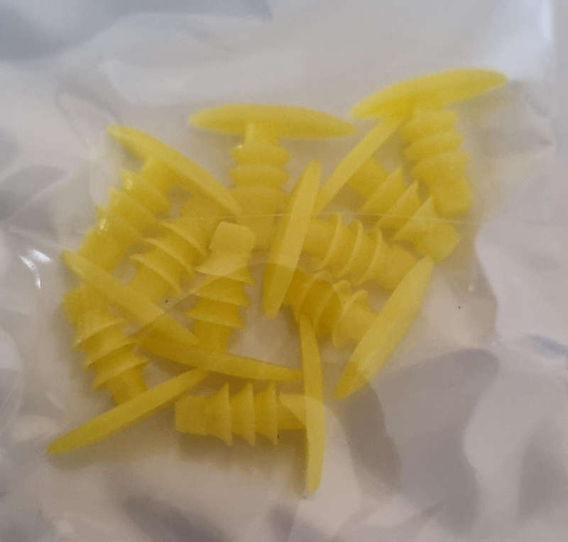 210 Pce Weather Strip Retainer