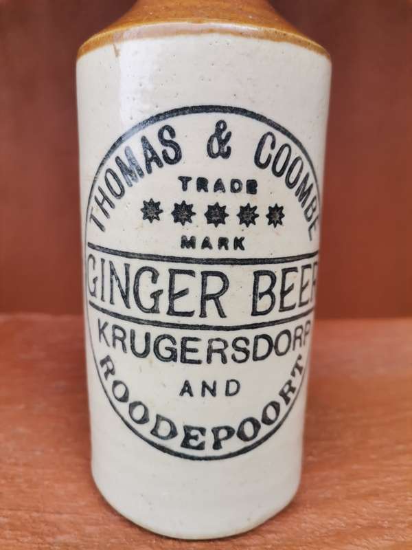 Thomas & Coombe ginger beer bottle