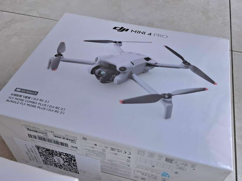 DJI Mini 4 Pro Fly More Combo Plus (DJI RC 2)