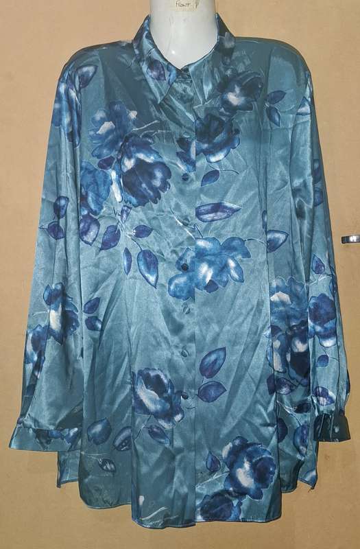 Ladies - Multicolored Blouse - Make - Rene Taylor - Size - 42