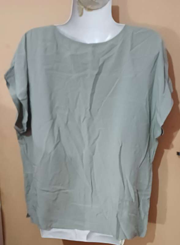 Ladies - Green Top - Make - Woolworths - Size - M