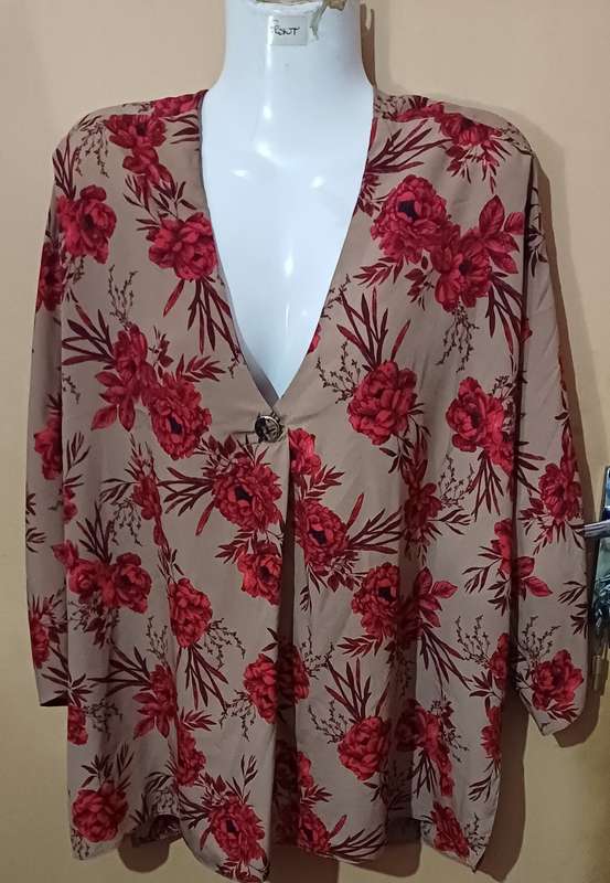 Ladies - Multicolored Top - Make - Oakridge - Size - 42/18