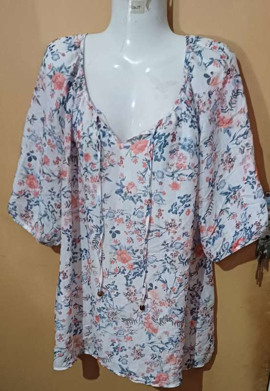 Ladies - Multicolored Top - Make - Contempo - Size - 16