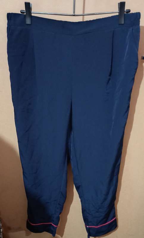 Ladies - Blue & Red Pants - Make - Edition - Size - 16