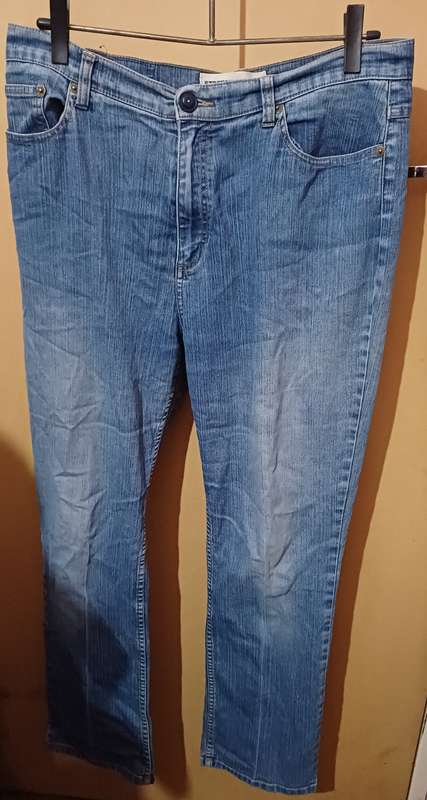 Mens - Blue Jeans - Make - RT Denim - Size - 38