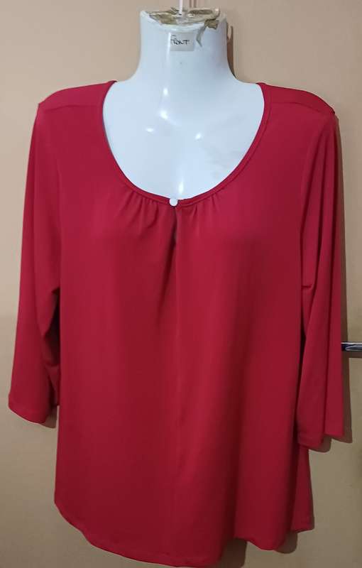 Ladies - Red Top - Make - Woolworths - Size - M