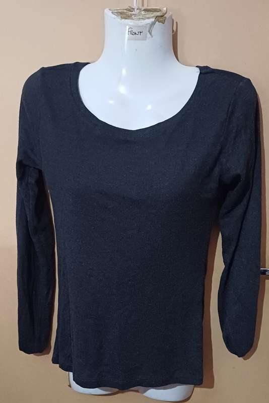 Ladies - Dark Grey Top - Make - Real Clothing Company - Size - no size
